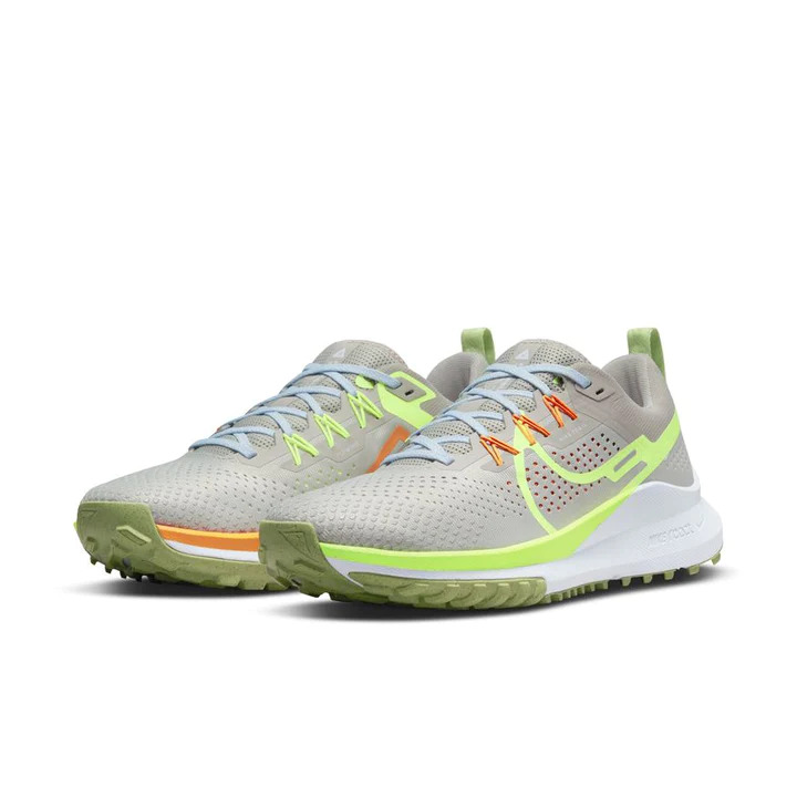 特価品セ NIKE BLK/WHT 4 TRAIL PEGASUS MEN'S 語学・辞書・学習参考書